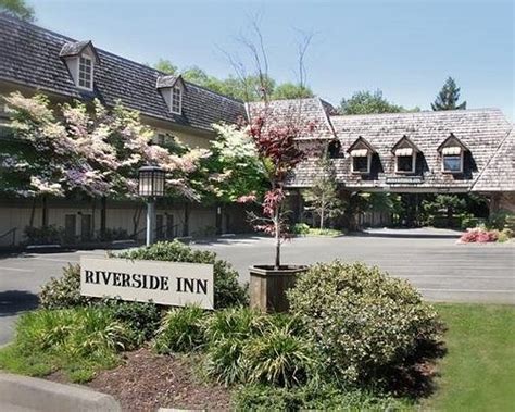 hotels in cave junction oregon.